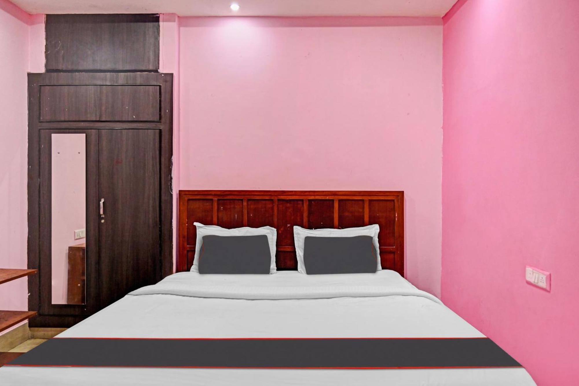 Hotel Hotel O Adhikary Guest House Inn Kolkata